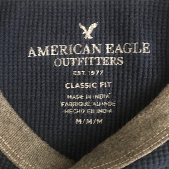 AEO Men’s gray/navy long sleeve - Picture 3 of 4